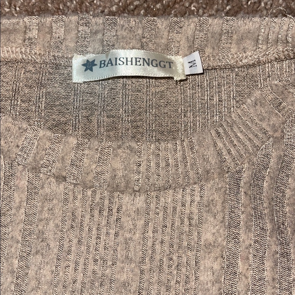 Amazon Women's Sweater - Beige and Gray